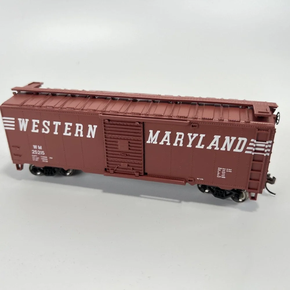 Bachmann Silver Series 17037 HO Western Maryland 40' Boxcar - Boxed, Excellent